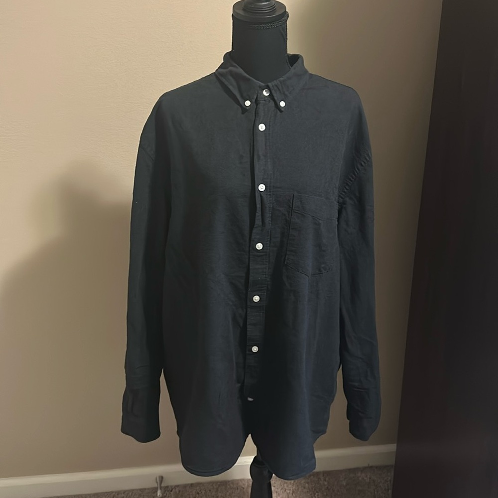 Black H&M Men’s Button Down Shirt